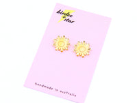 Radiate Studs